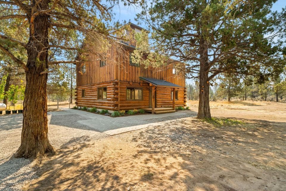 Photo of 17437 Ivy Lane 1 of 1