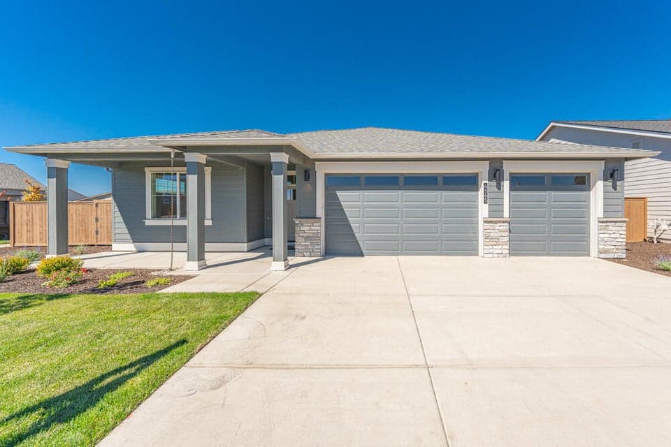 Photo of 4565 SW Badger Creek Drive 1 of 1