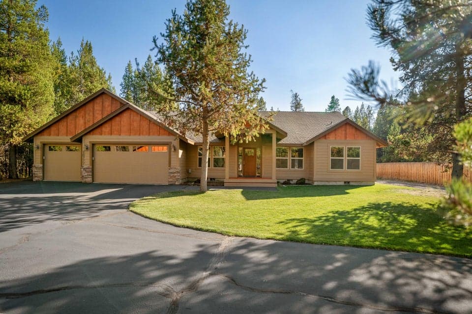 Photo of 16777 Gross Drive 1 of 1