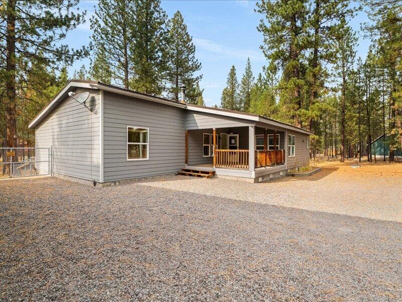 Photo of 152382 Wagon Trail Road 1 of 1
