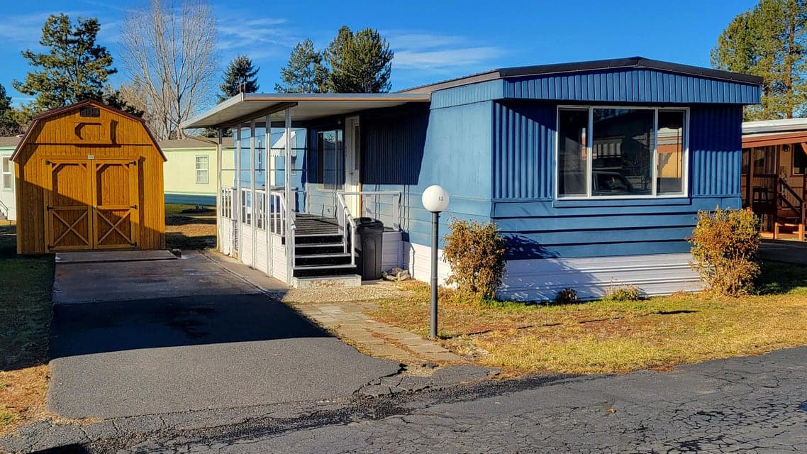 Photo of 400 NW Terrace Lane 1 of 1