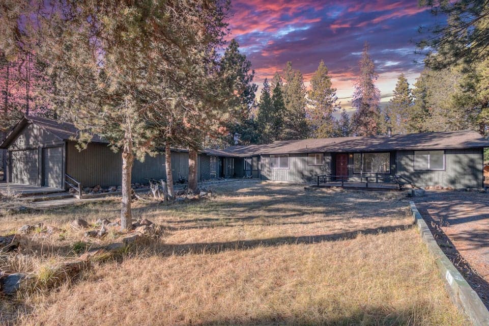 Photo of 15976 Livewood Court 1 of 1