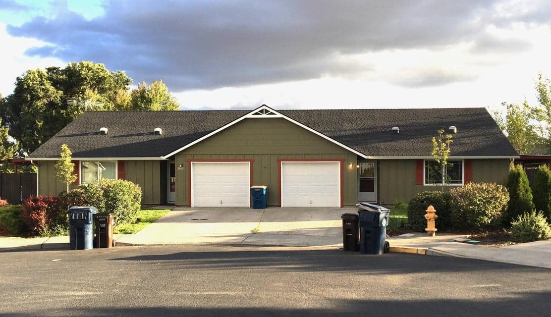 Photo of 2960 SW 24th Court 1 of 1