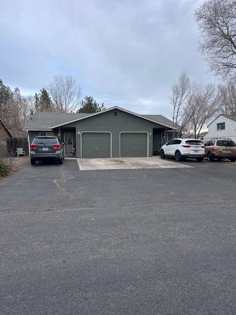 Photo of 2536 SW 23rd Street 1 of 1