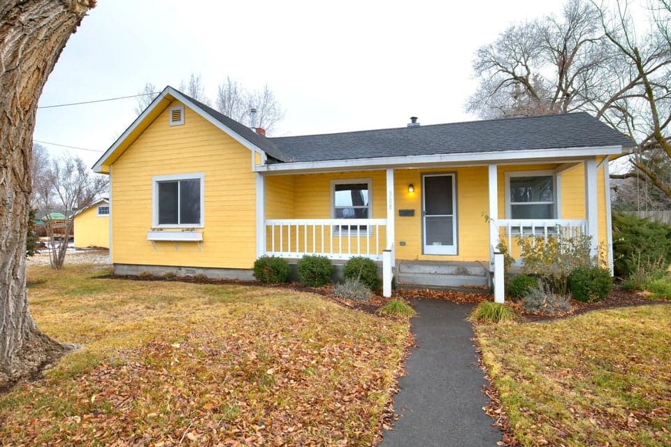 Photo of 308 NW 8th Street 1 of 1