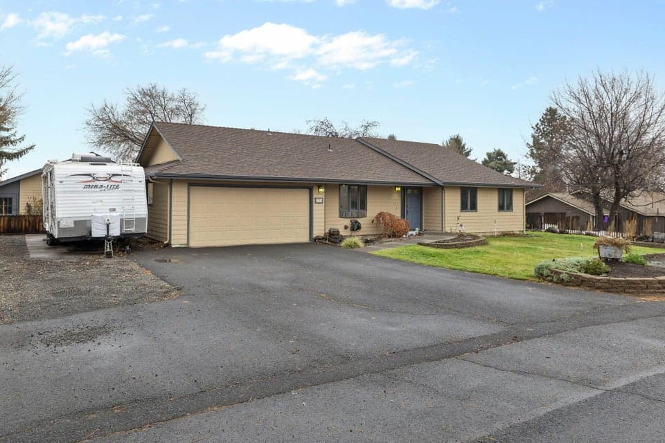 Photo of 2285 NW 12th Street 1 of 1