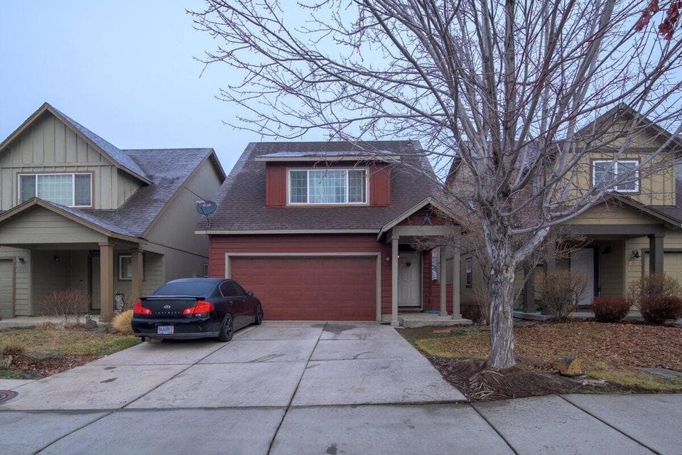 Photo of 2805 SW Indian Avenue 1 of 1