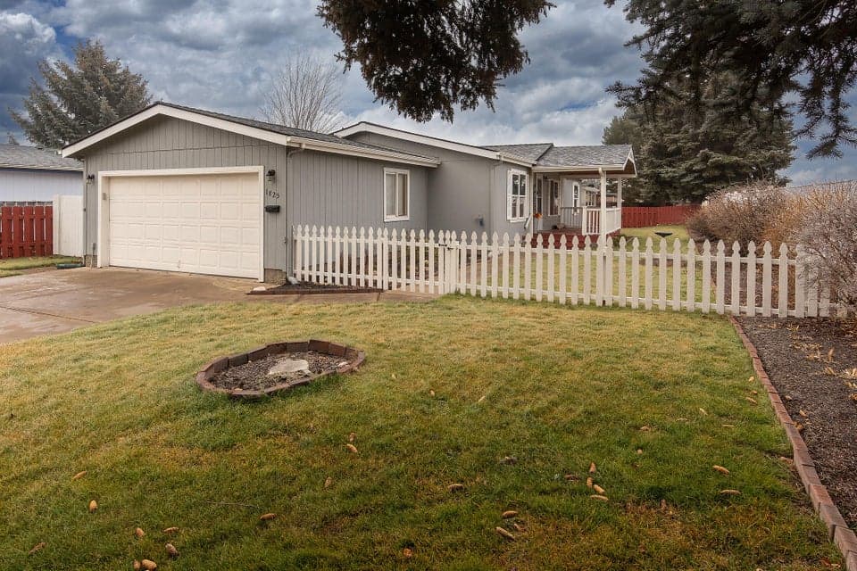 Photo of 1825 NE 6th Street 1 of 1