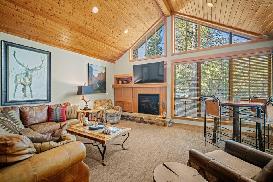 Photo of 57163 Fremont Drive 1 of 1