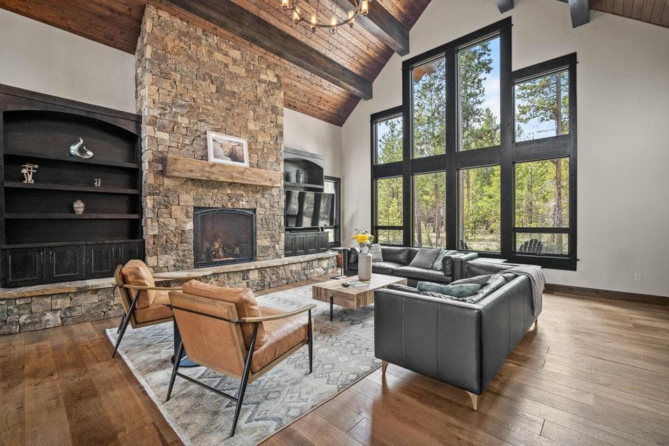 Photo of 56634 Sunstone Loop 1 of 1
