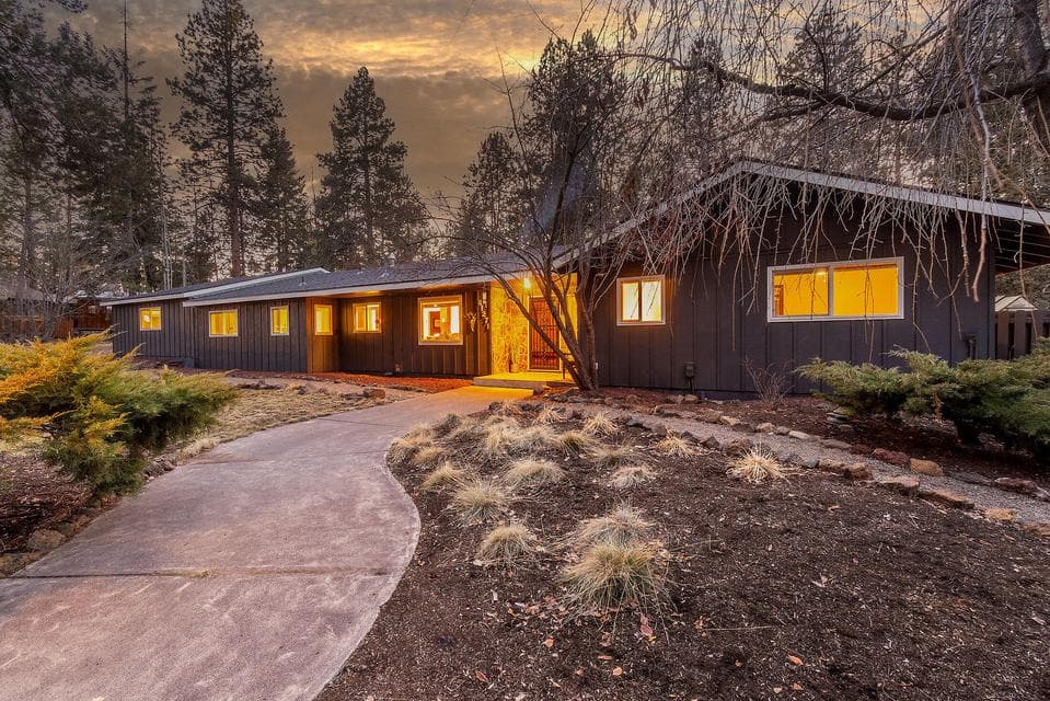 Photo of 61271 Kwinnum Drive 1 of 1