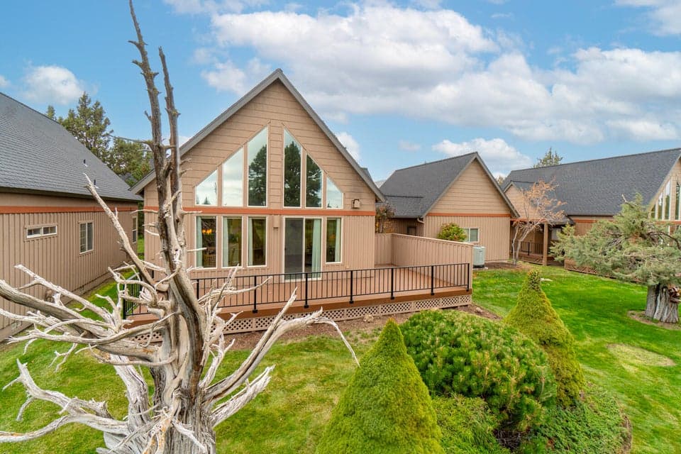Photo of 8558 Red Wing Lane 1 of 1