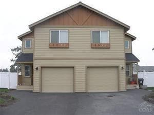 Photo of 2750 SW Juniper Avenue 1 of 1