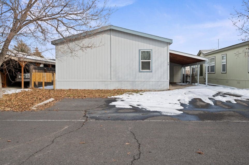 Photo of 1201 SW 28th Street 1 of 1