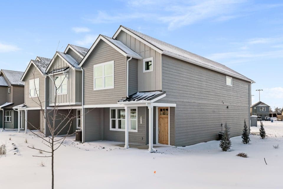 Photo of 4221 SW 39th Street 1 of 1