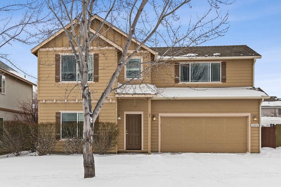Photo of 2934 SW Cascade Avenue 1 of 1