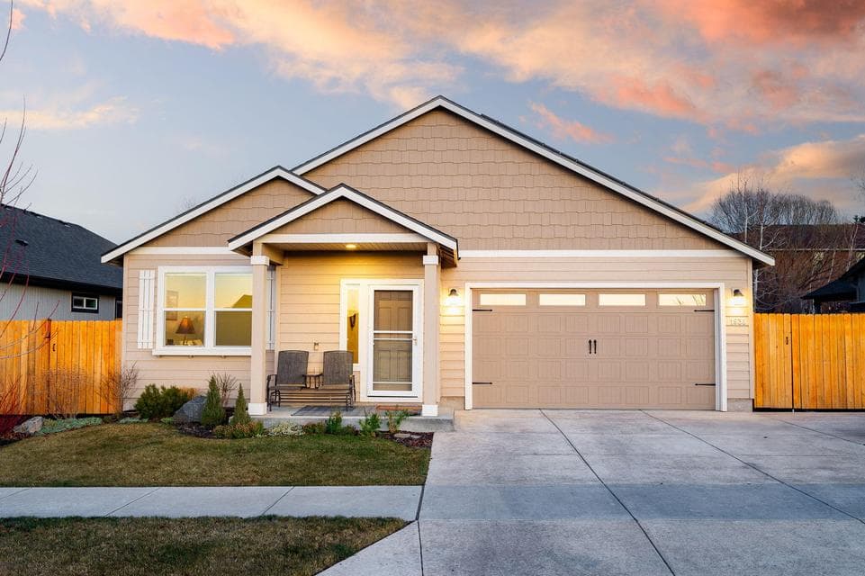 Photo of 1938 SW 39th Street 1 of 1