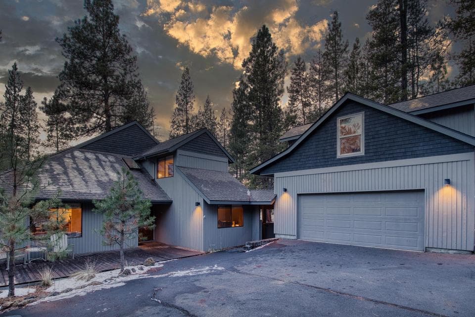 Photo of 57309 Red Fir Lane 1 of 1