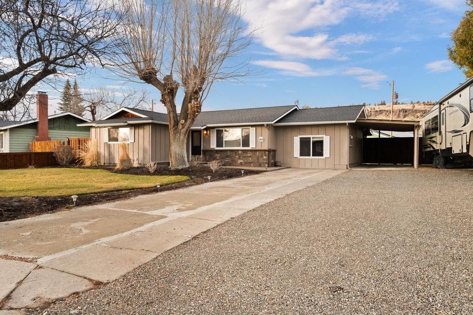 Photo of 2805 Slayton Court 1 of 1