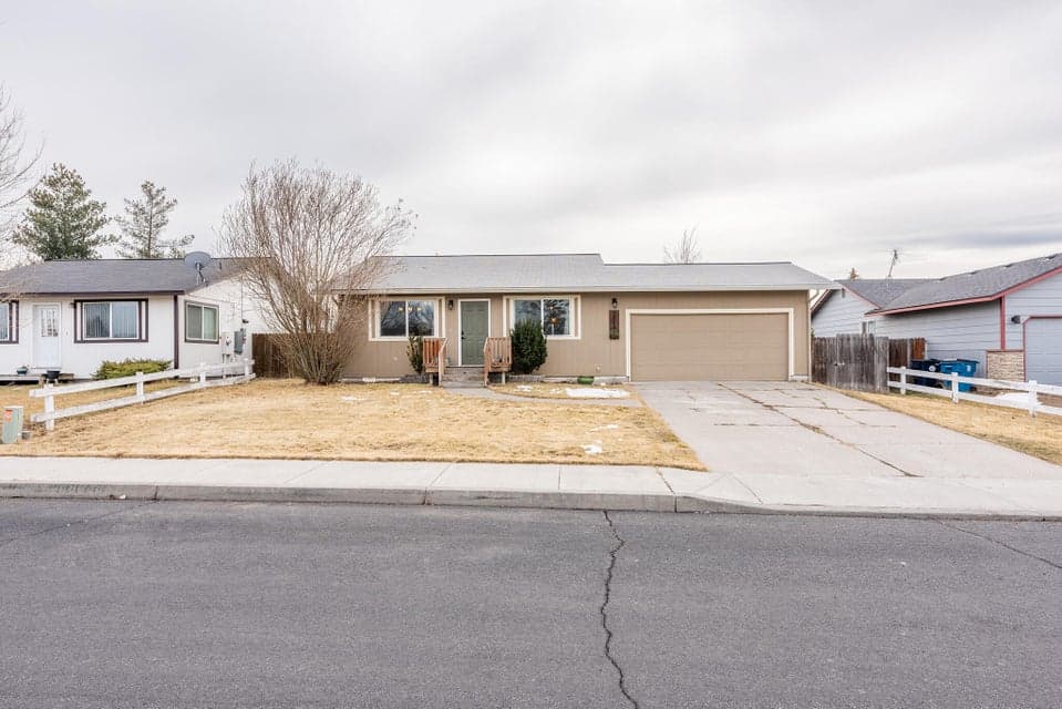 Photo of 2844 SW Pumice Place 1 of 1