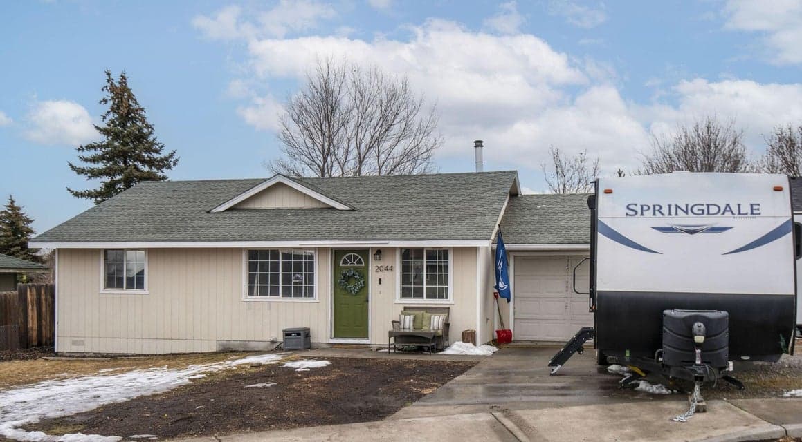 Photo of 2044 SW 32nd Court 1 of 1