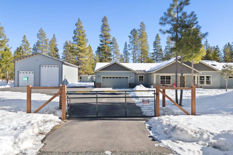 Photo of 53960 Yoho Drive 1 of 1