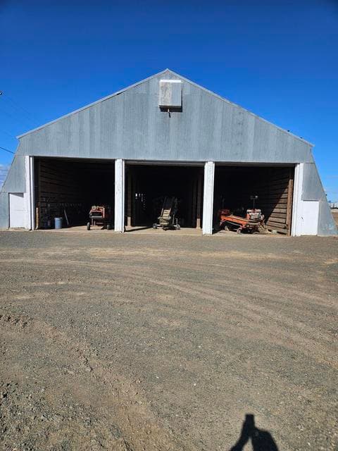 Photo of 1900 NW Hogan Street 1 of 1