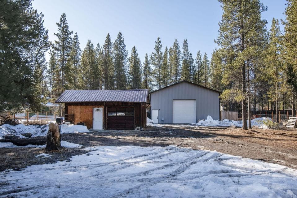 Photo of 16125 Dyke Road 1 of 1
