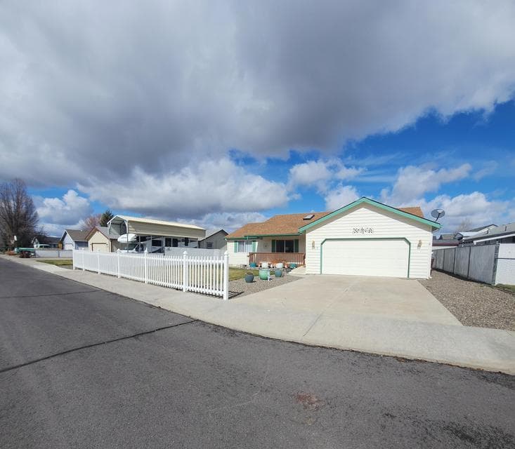 Photo of 1217 SE 4th Street 1 of 1