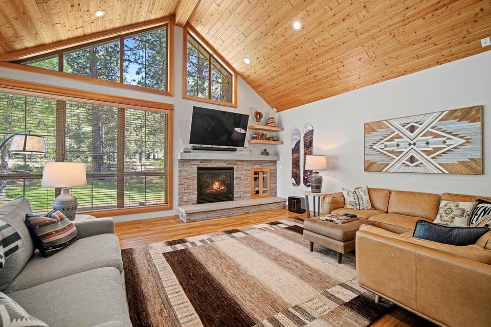 Photo of 57107 Fremont Drive 1 of 1