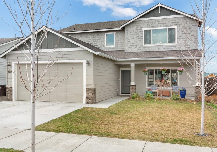 Photo of 2869 NW 23rd Street 1 of 1