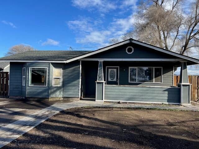 Photo of 107 NW Fir Avenue 1 of 1