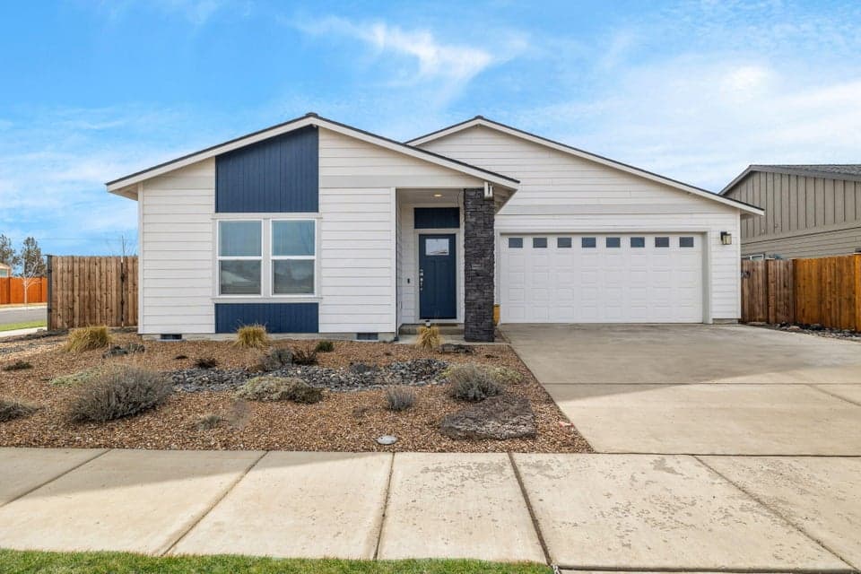 Photo of 4902 SW Zenith Avenue 1 of 1