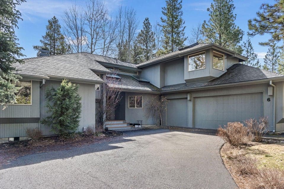 Photo of 58052 Five Iron Lane 1 of 1