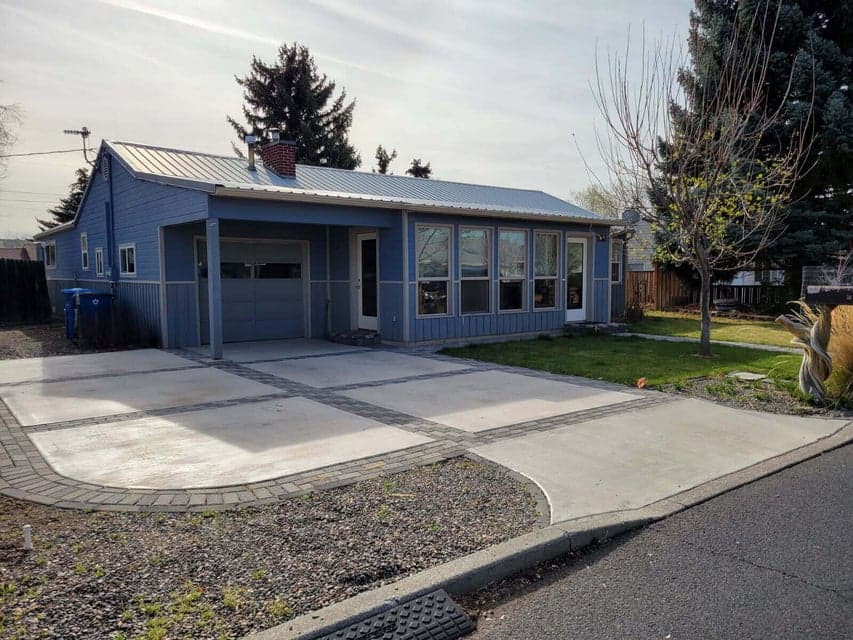 Photo of 1252 NE Wilshire Drive 1 of 1