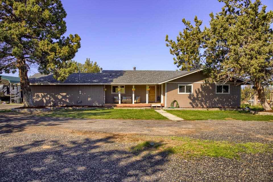 Photo of 2601 NW Rimrock Lane 3 1 of 1