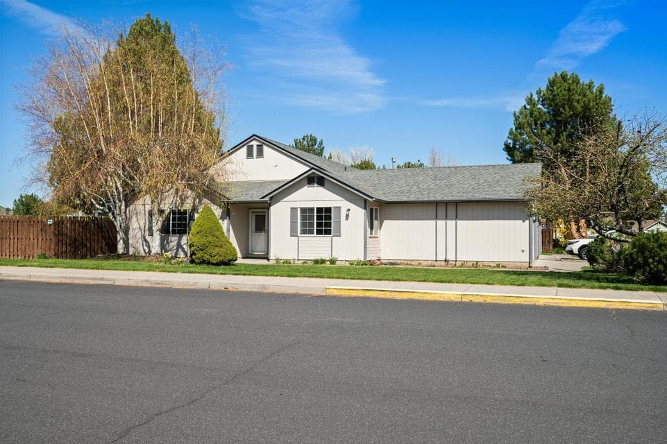 Photo of 3691 Bobby Jones Court 1 of 1