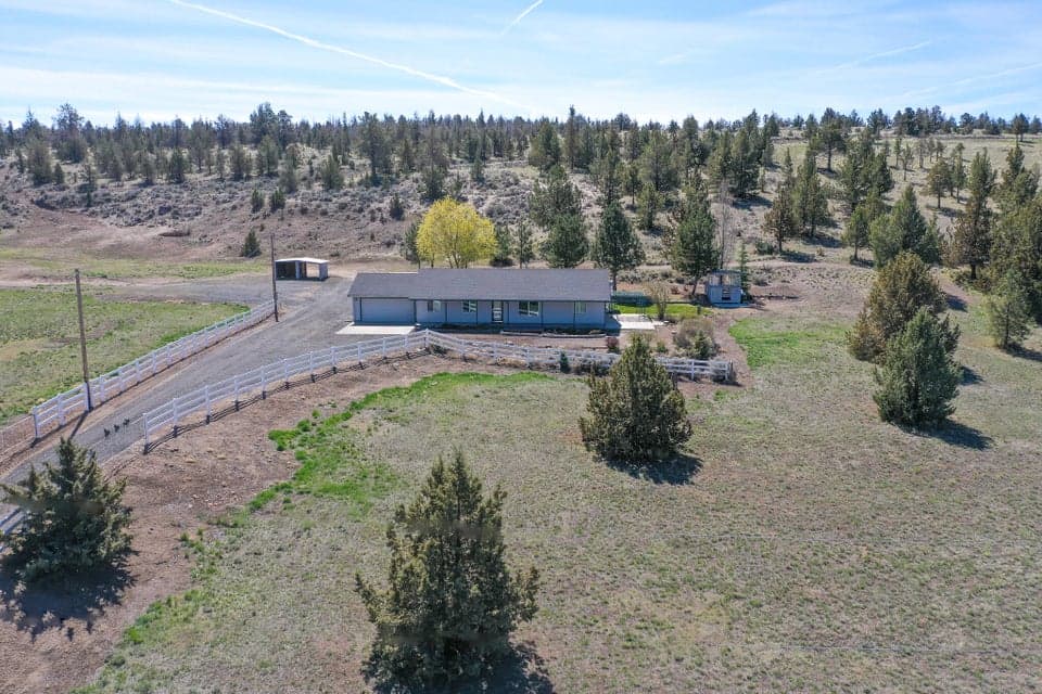 Photo of 5380 SE Pueblo Road 1 of 1