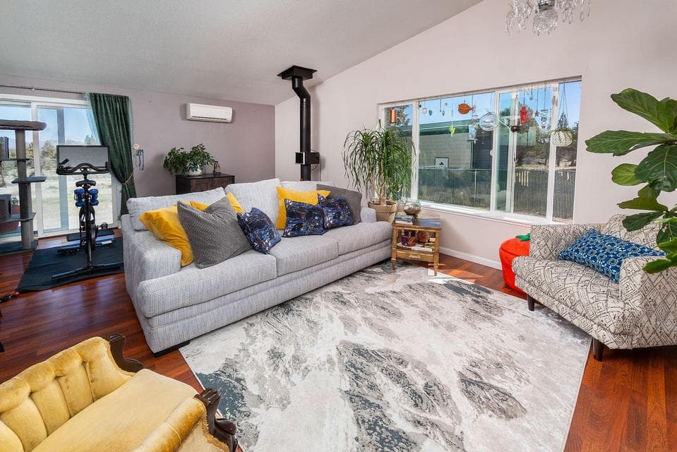 Photo of 250 SW 89th Street 1 of 1