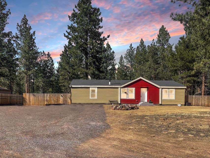 Photo of 15360 Bear Street 1 of 1