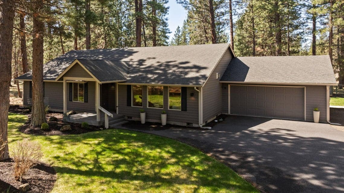 Photo of 69871 West Meadow Parkway 1 of 1