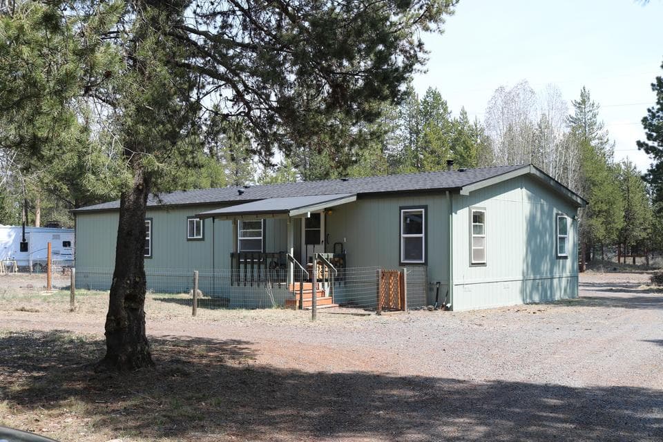 Photo of 148617 Ahern Drive 1 of 1