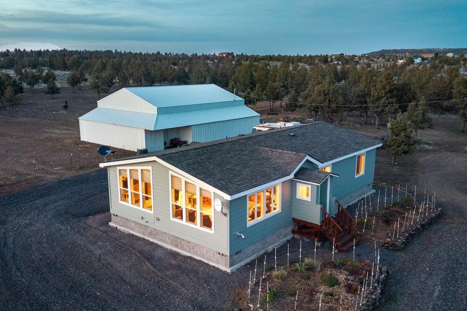 Photo of 5919 SE Thomas Road 1 of 1