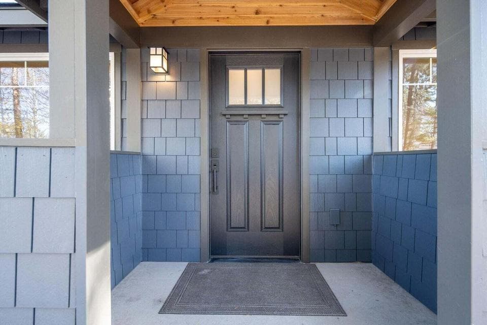 Photo of 52582 Doe Lane 1 of 1