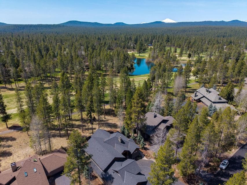 Photo of 57837 Fir Cone Lane 1 of 1