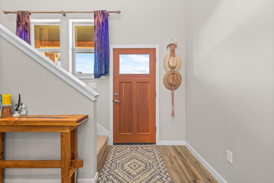 Photo of 3606 SW Badger Avenue 1 of 1