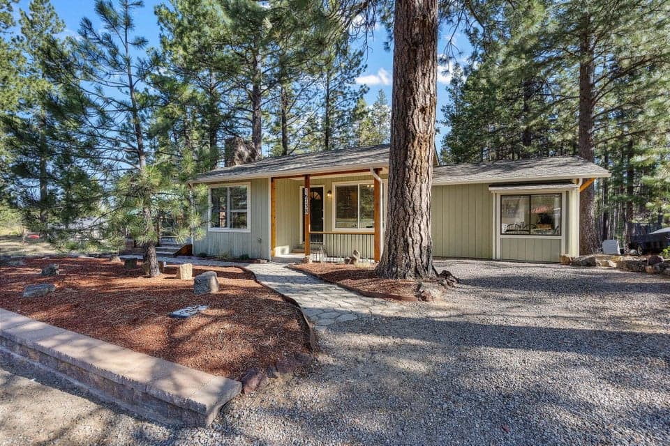 Photo of 16738 Casper Drive 1 of 1