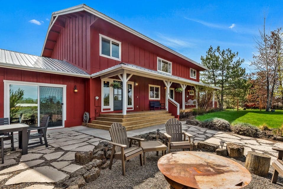 Photo of 61662 Thunder Road 1 of 1