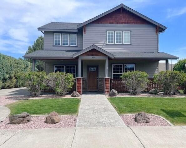 Photo of 406 SE Pioneer Drive 1 of 1