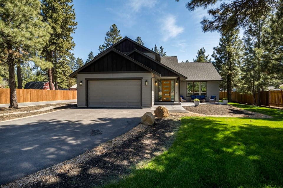 Photo of 19533 River Woods Drive 1 of 1